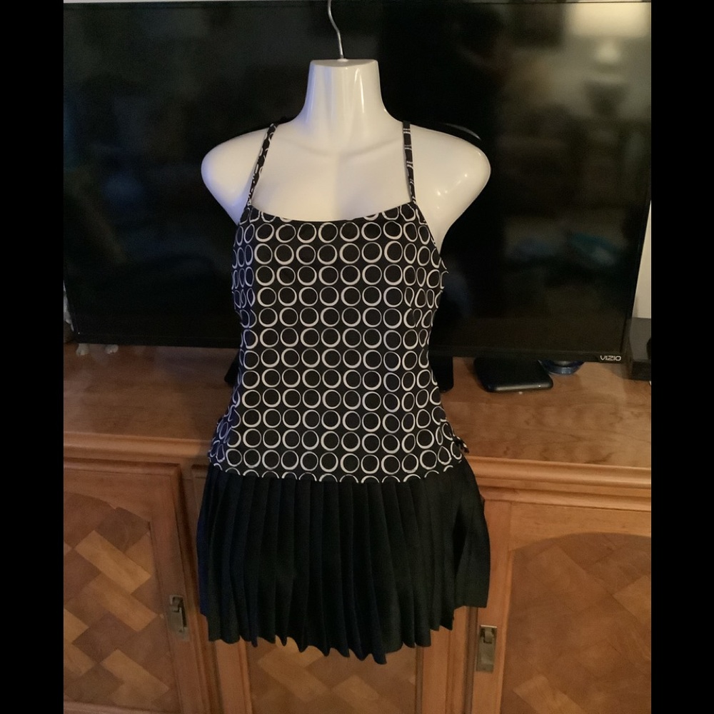 JANTZEN classics tankini black white Polka-dotted top pleated skirt bott…